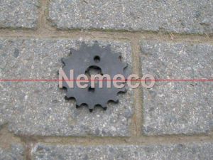 Tandwiel (voor) 14 tands type 420 - 17mm as